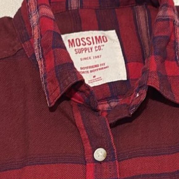 Mossimo Supply Co. Medium Red Plaid Flannel Button Down Shirt Top - Picture 3 of 4